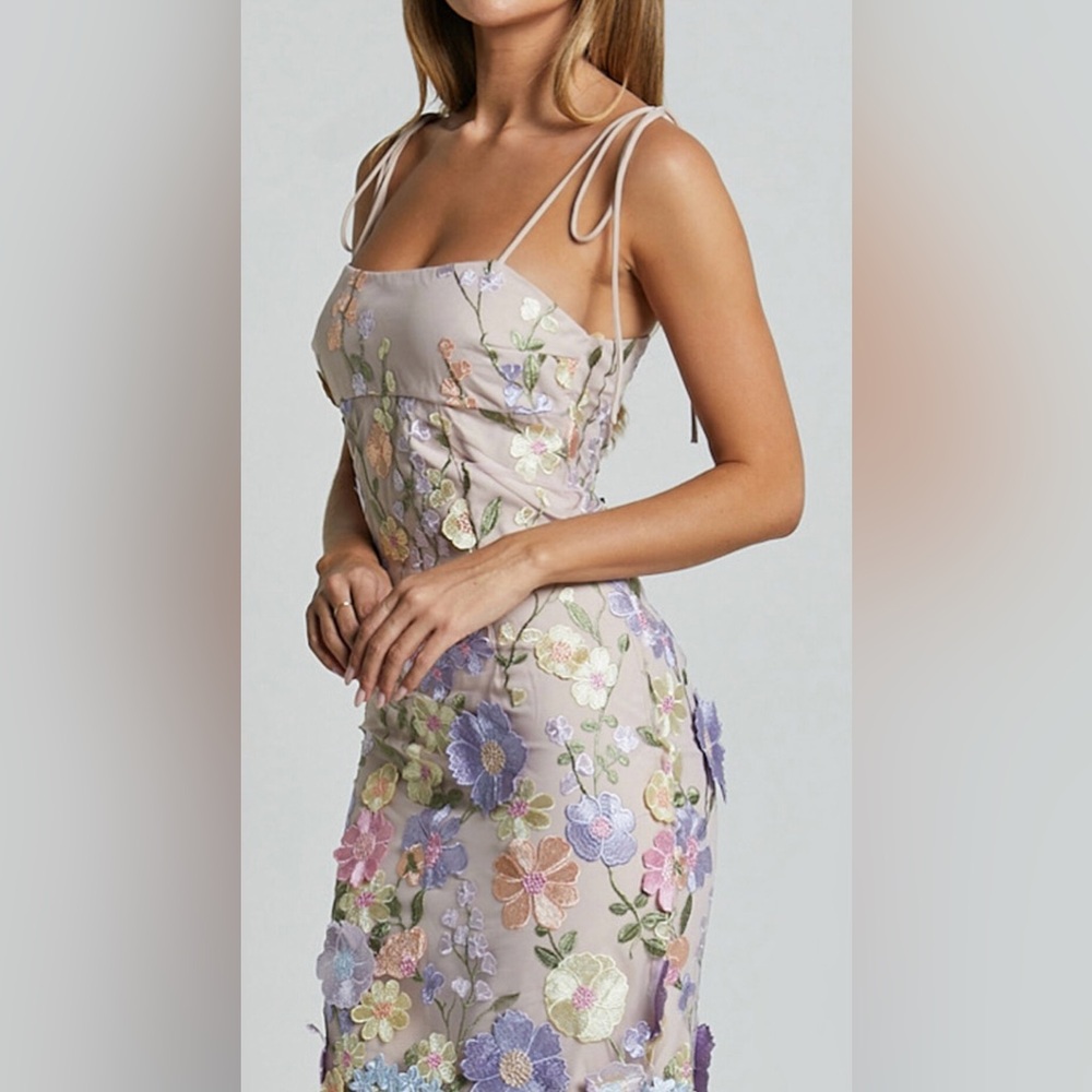 Showpo Floral Embroidered Dress - Purple and Pink - Picture 8 of 9